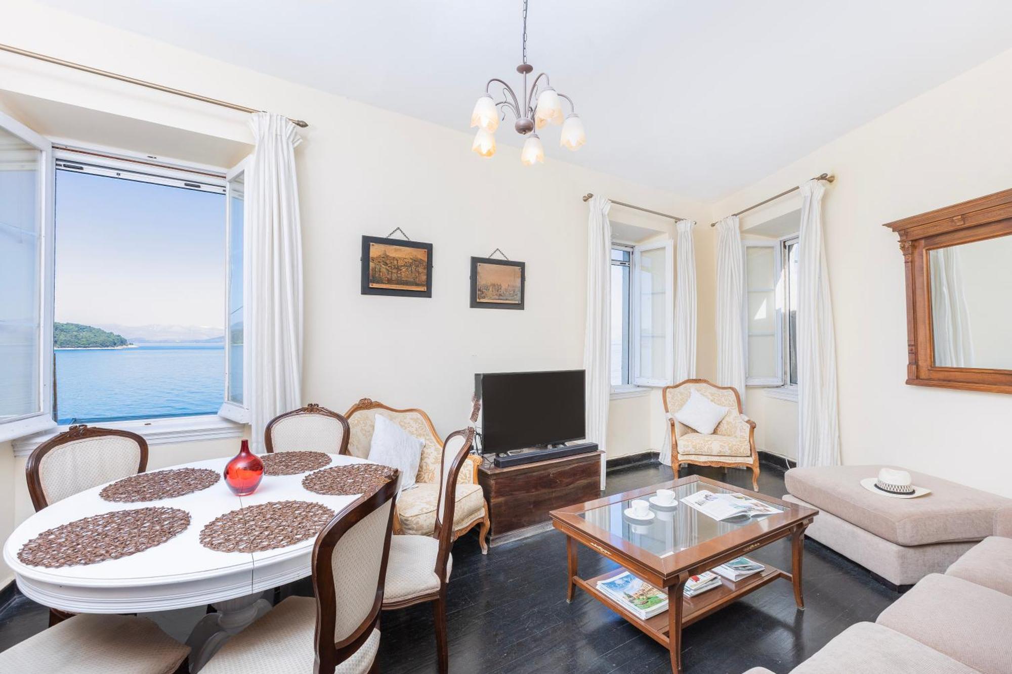 Angiolina Sea View *